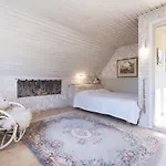 Vikendica Kaju Guesthouses