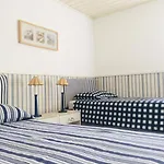 Kaju Guesthouses