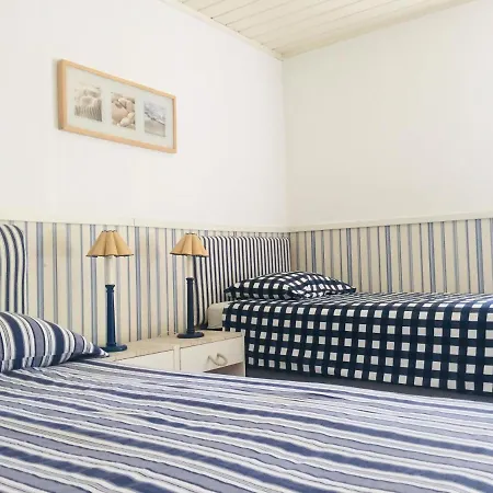 Kaju Guesthouses